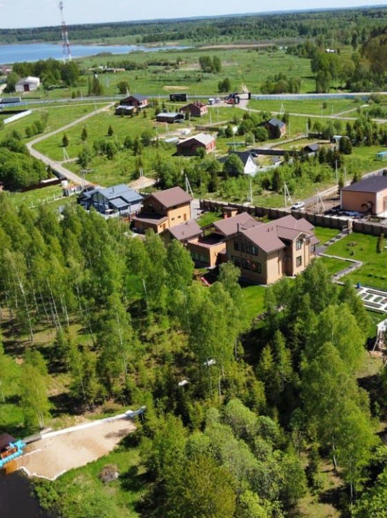 дома у воды в КП Изумрудное озеро 3