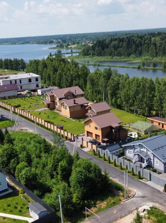 дома премиум класса в КП Изумрудное озеро 3